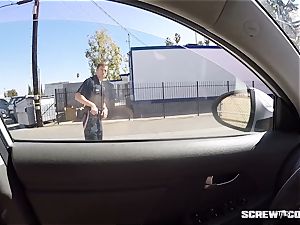 CAUGHT! dark-hued chick gets spilled gargling off a cop