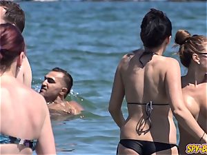 hefty baps inexperienced sans bra super-naughty teenagers voyeur Beach video